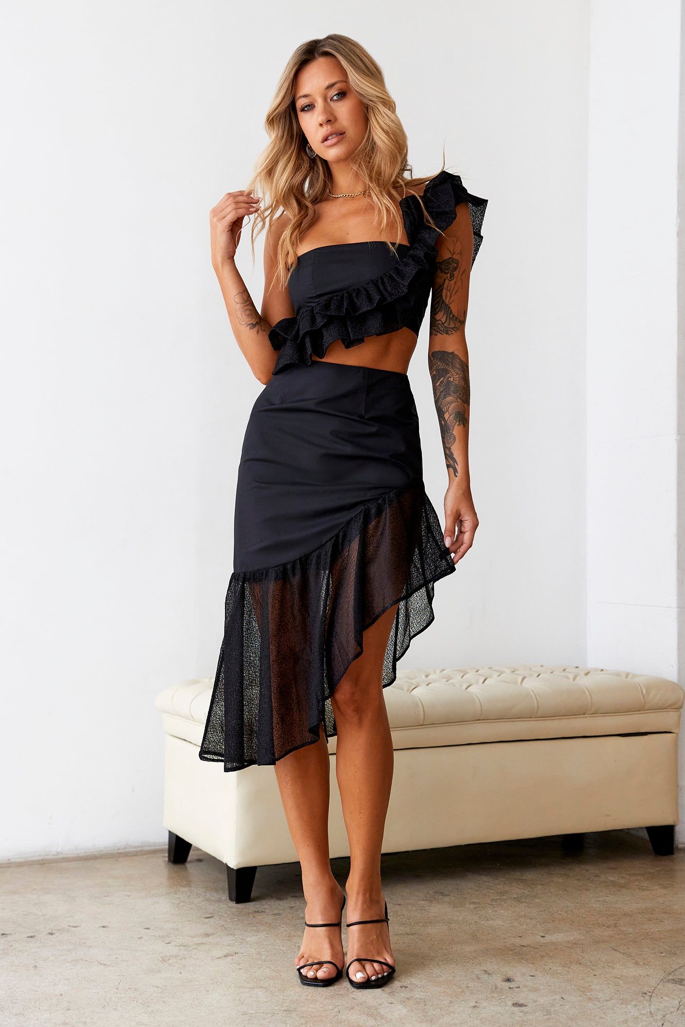 SUR BELLE Key To Wonderland Crop Top Black sold by Hello Molly product image thumbnail 4