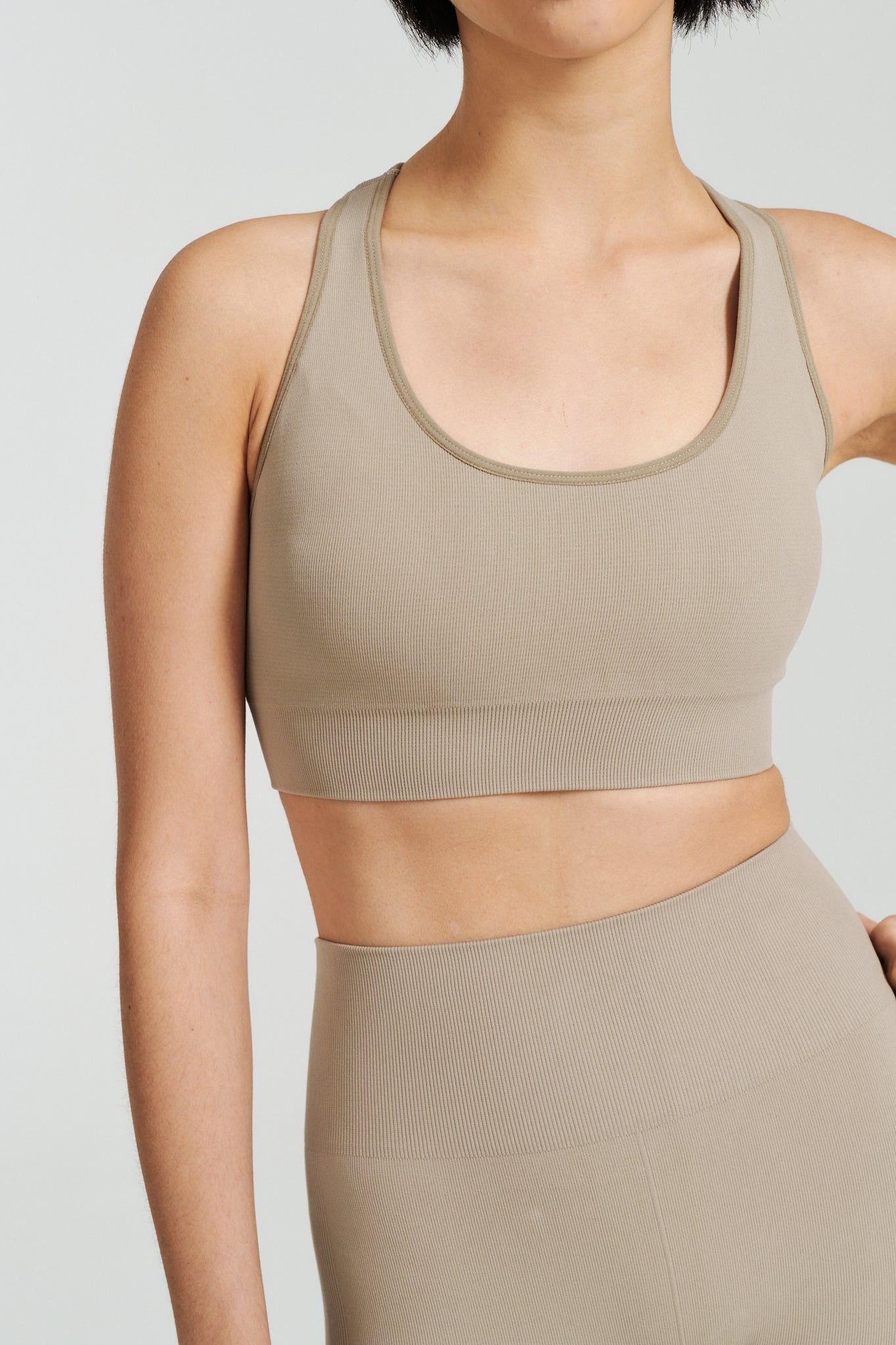 Thea Seamless Crop sold by Henne product image thumbnail 3