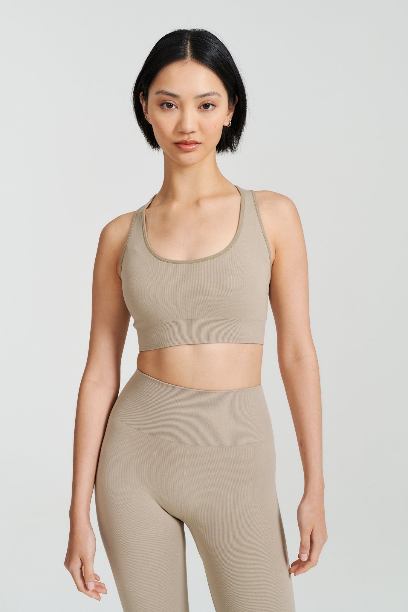 Thea Seamless Crop sold by Henne product image thumbnail 2