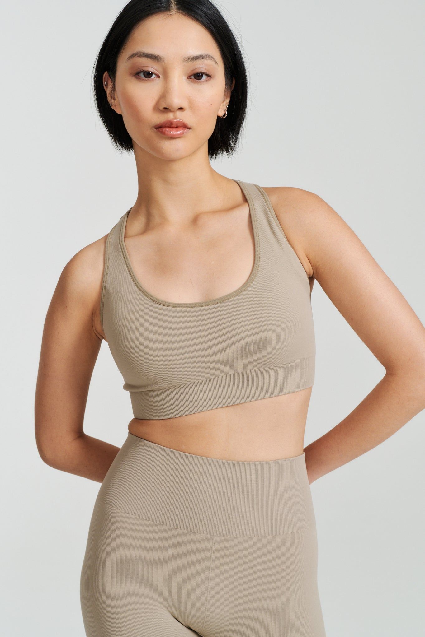Thea Seamless Crop sold by Henne product image thumbnail 4