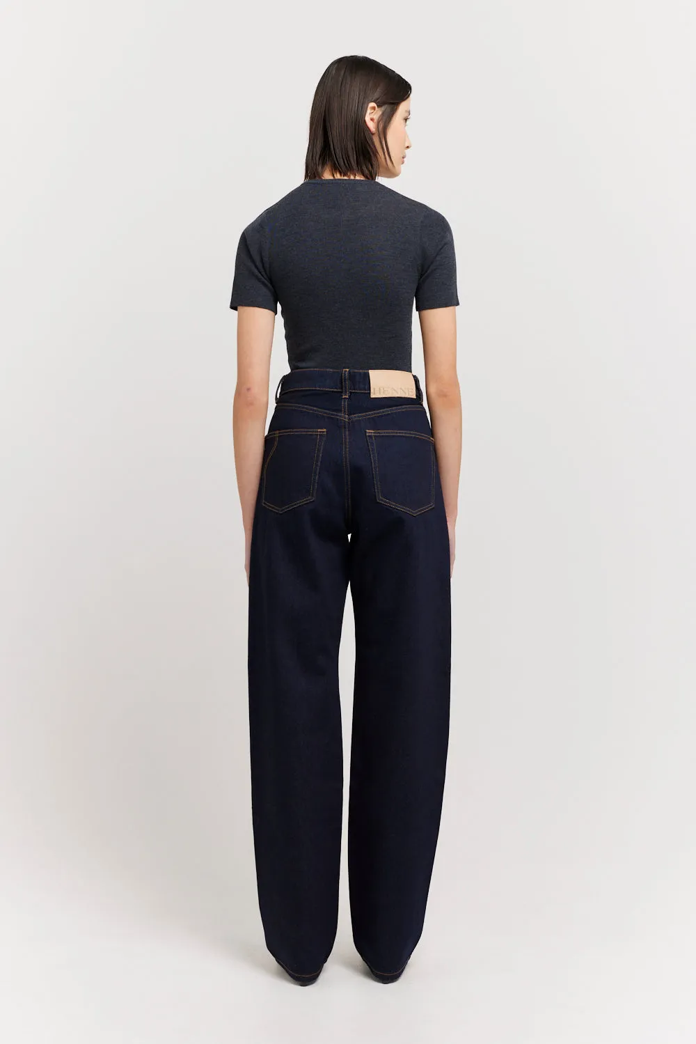 Valentina Jean sold by Henne product image thumbnail 3