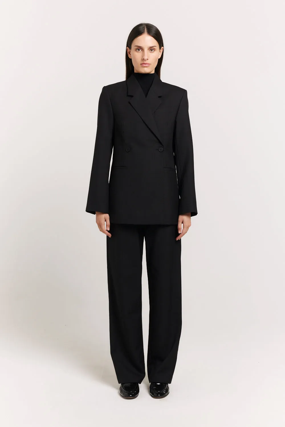 Wren Blazer sold by Henne