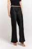Gerardo Pant sold by Henne
