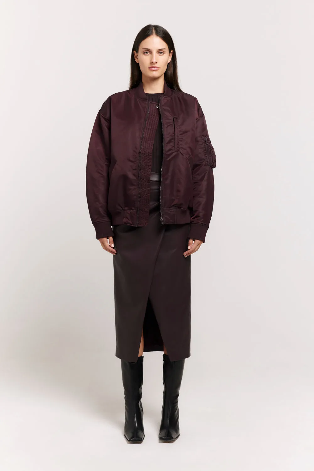 Irina Bomber sold by Henne