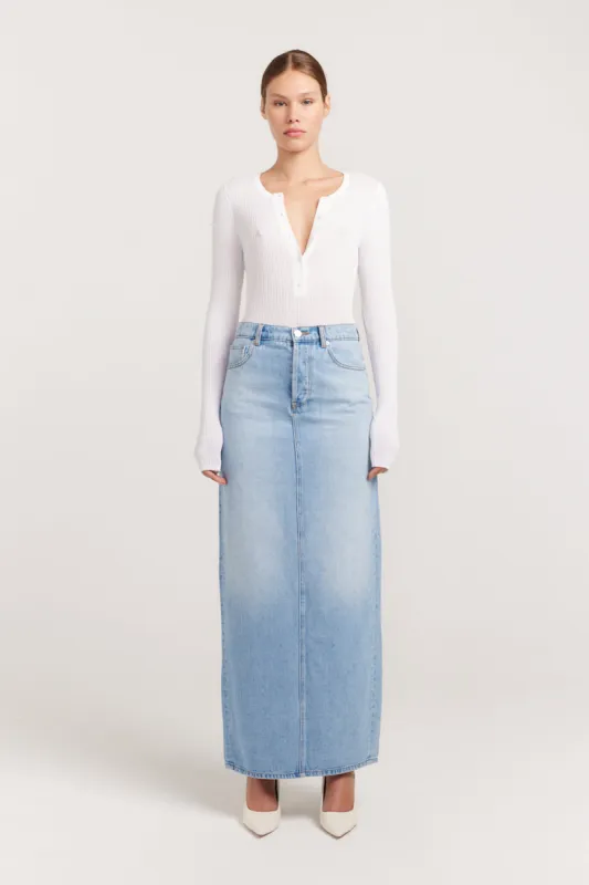 Elsa top sold by Henne