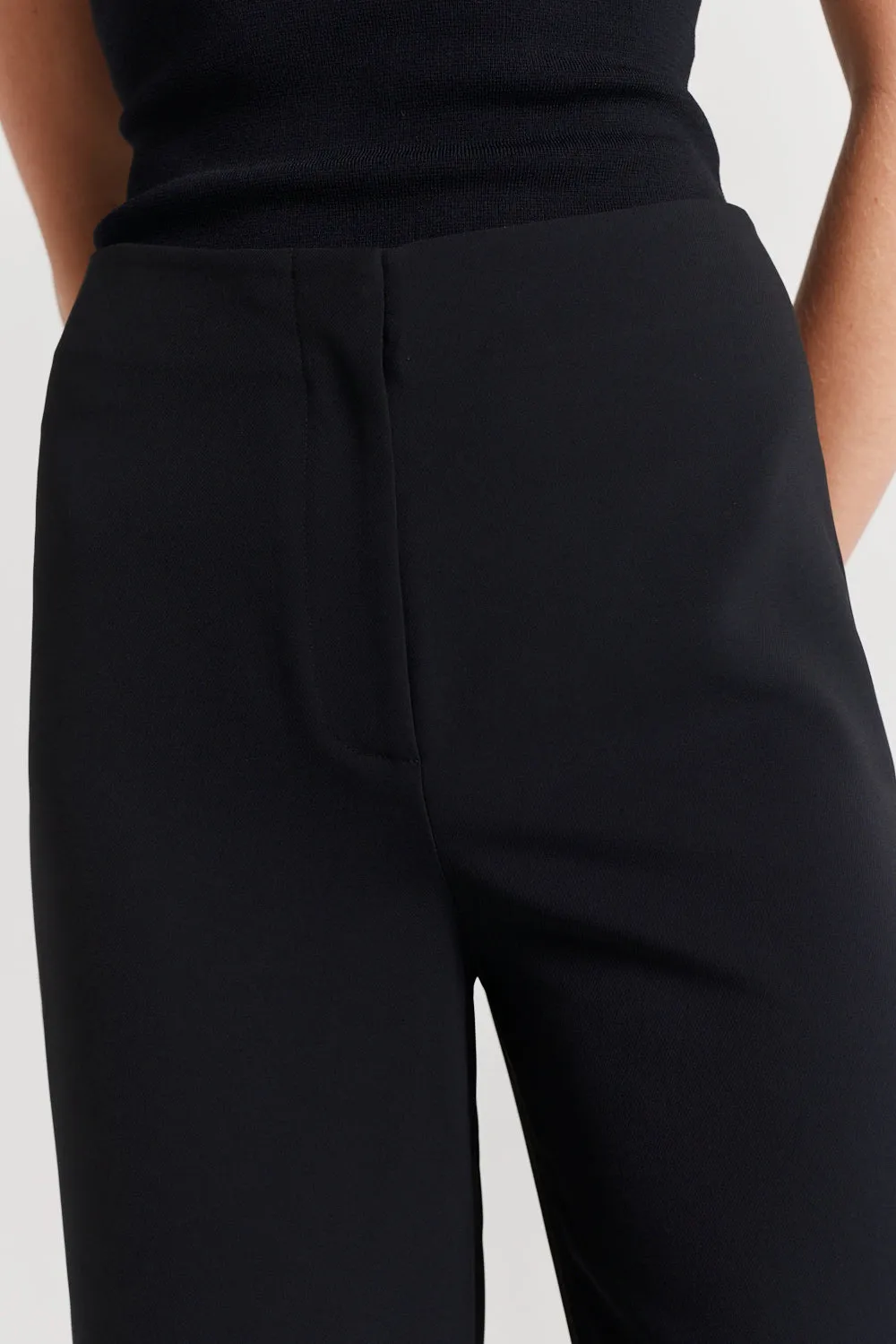 Kai Pant sold by Henne product image thumbnail 4