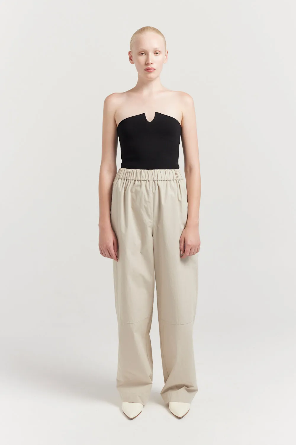 Aida Pant sold by Henne