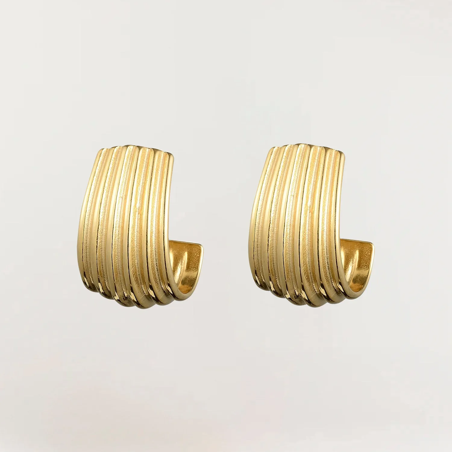 Verona Earring Gold sold by Henne