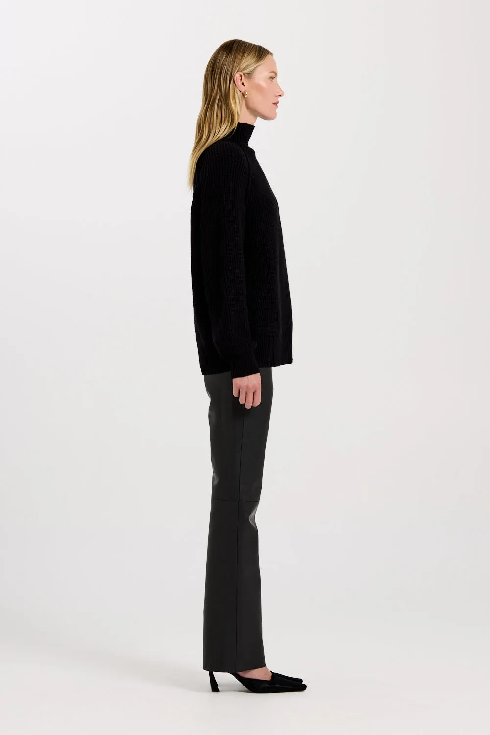 Marlowe sweater sold by Henne product image thumbnail 4