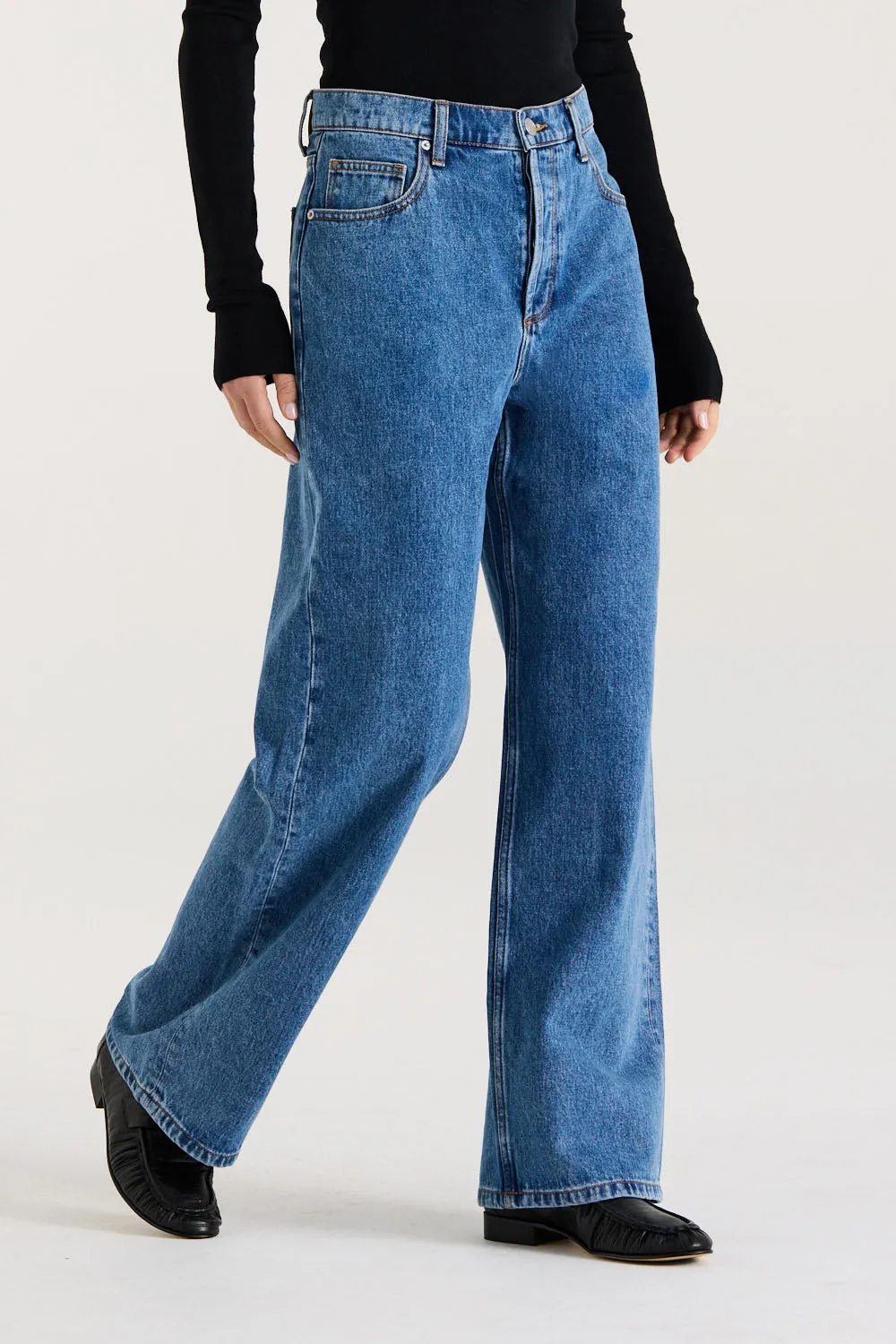 Gisella Jean sold by Henne product image thumbnail 2