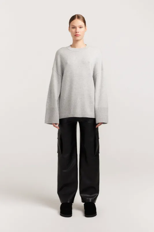 Nicolina Knit sold by Henne
