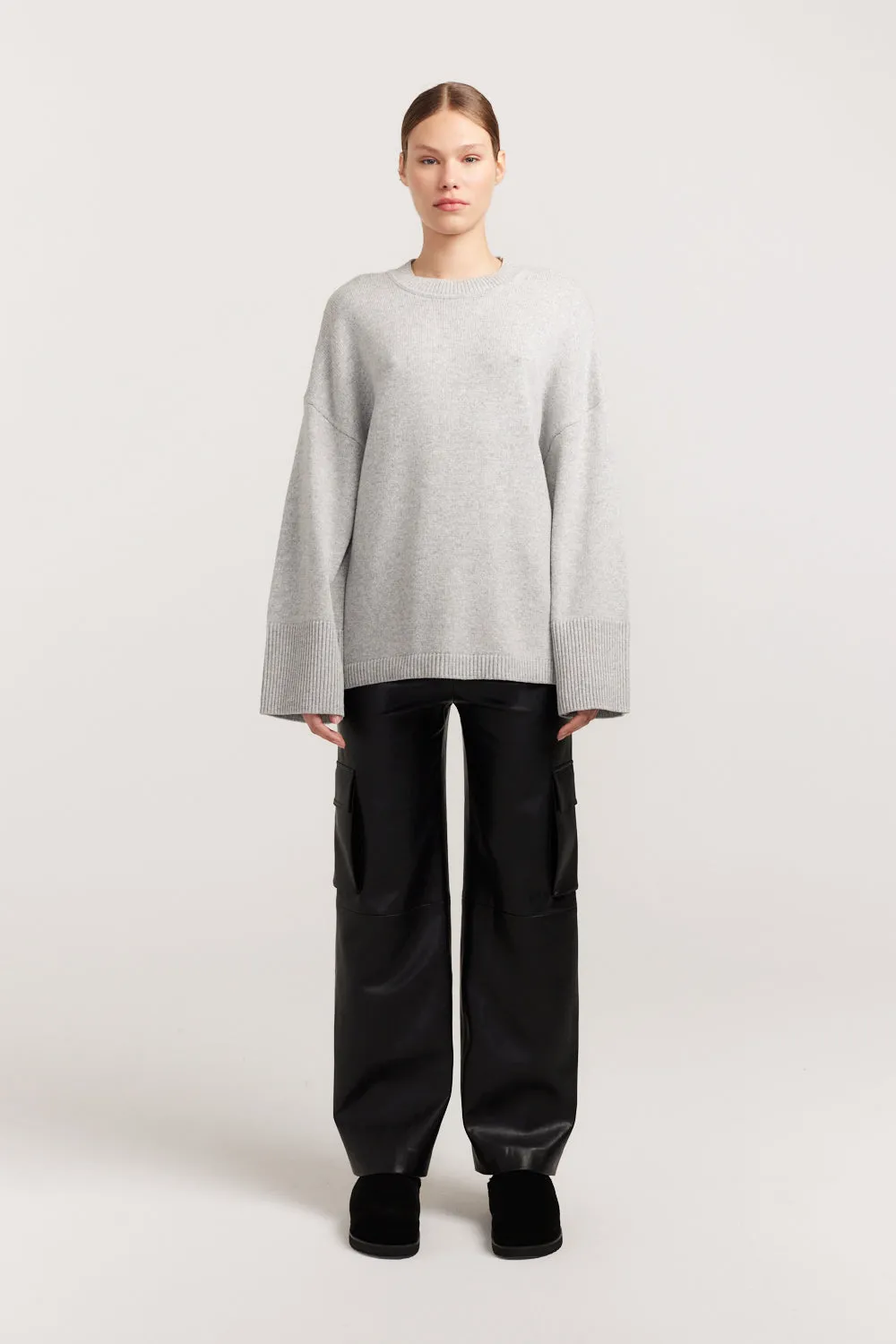 Nicolina Knit sold by Henne