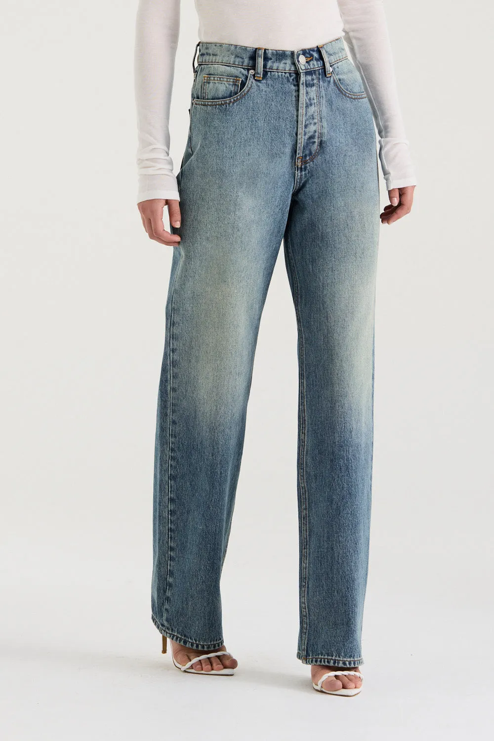 Valentina Jean sold by Henne product image thumbnail 2