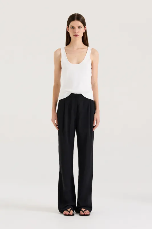 Rayvn Tank sold by Henne