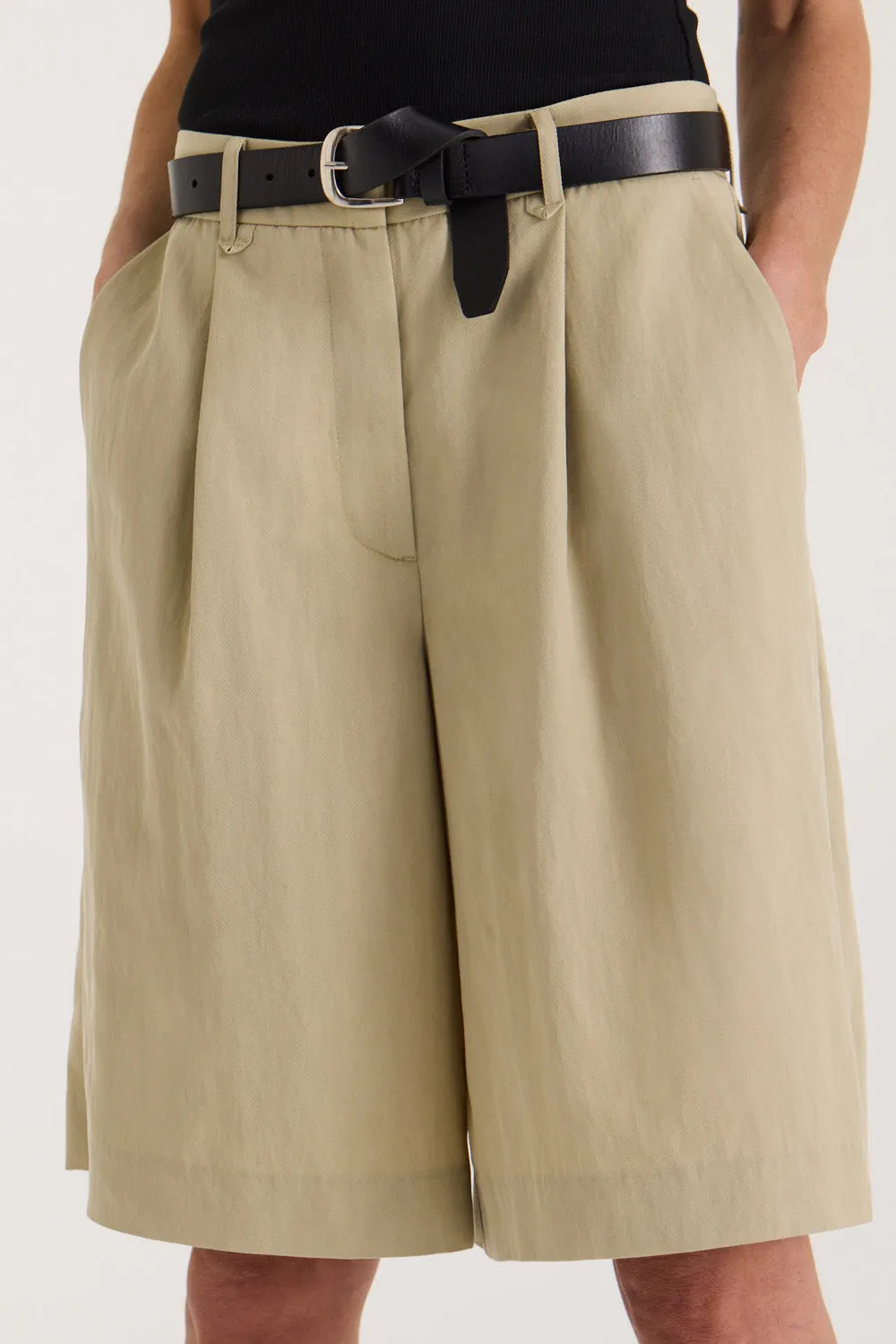 Zira Short sold by Henne product image thumbnail 2