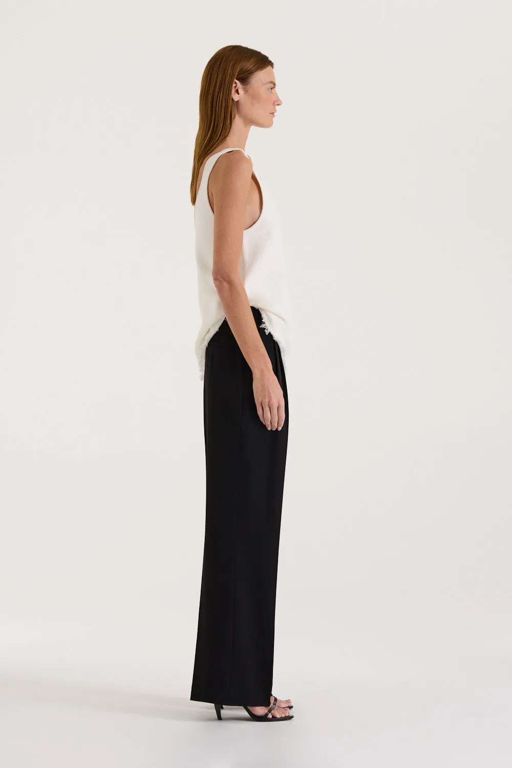 Edara Pant sold by Henne product image thumbnail 3