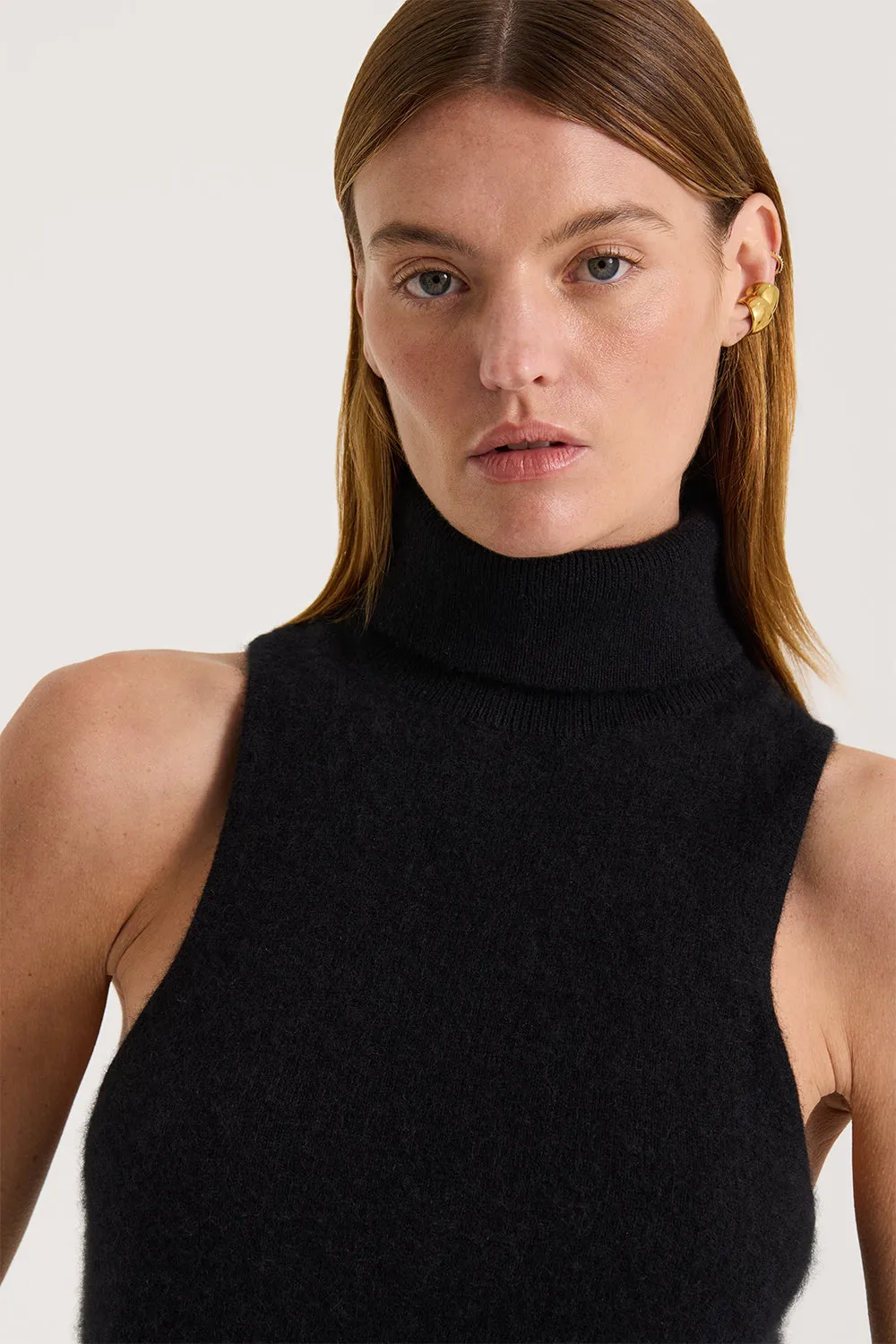 Koa Turtleneck Vest sold by Henne product image thumbnail 5