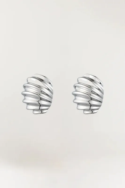 Riviera Earring sold by Henne