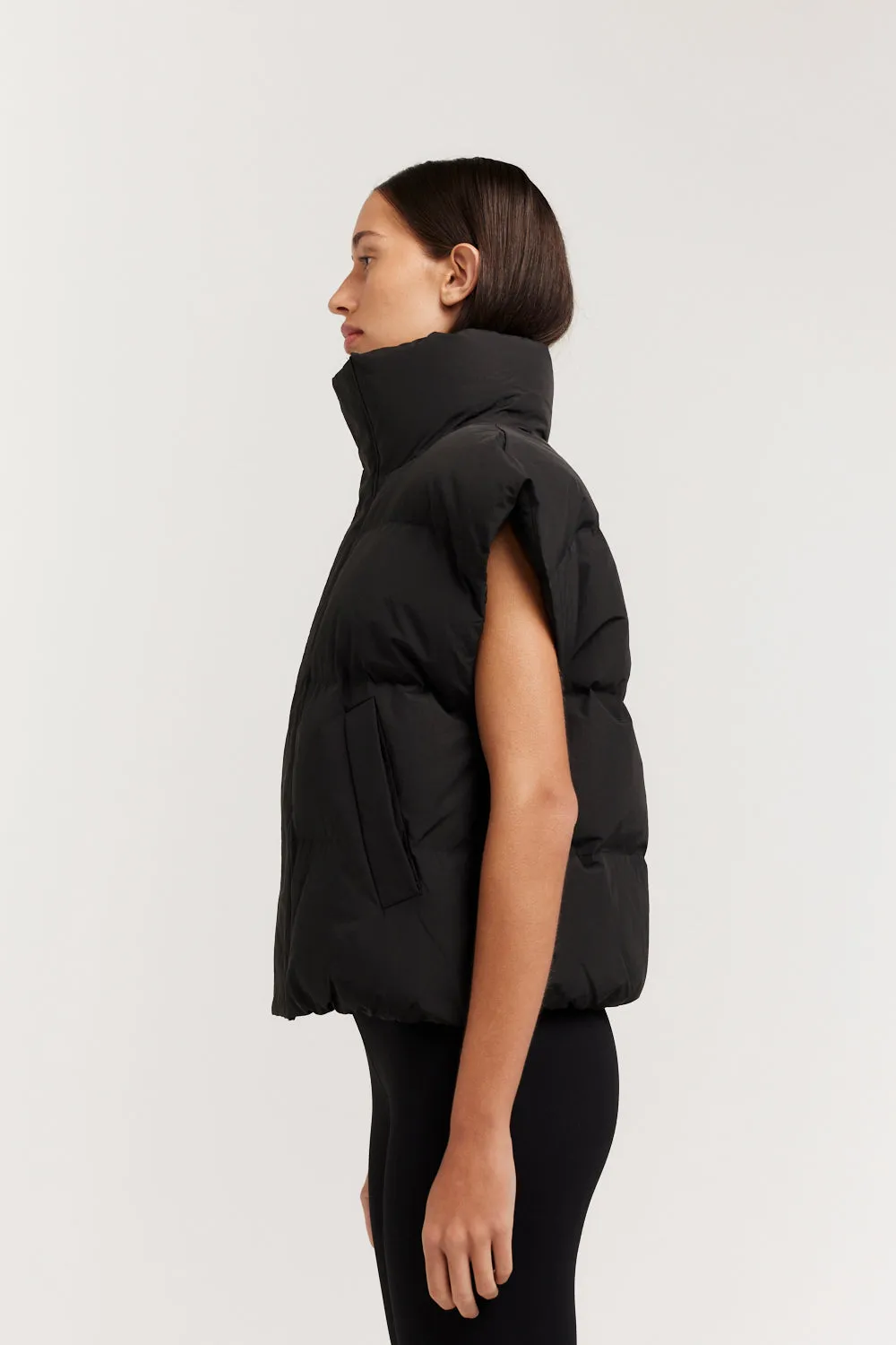 Giovanna Vest sold by Henne product image thumbnail 4