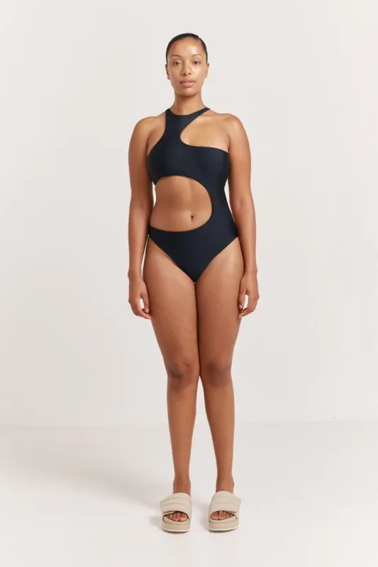 San Giorgio One Piece sold by Henne