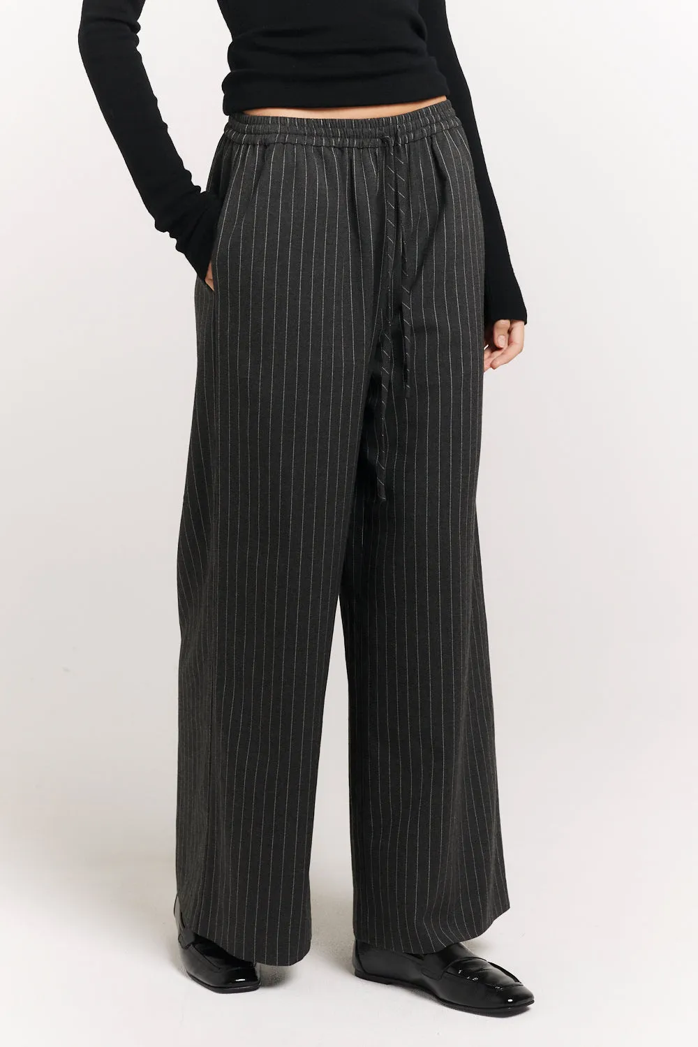 Lutro Pant sold by Henne product image thumbnail 2