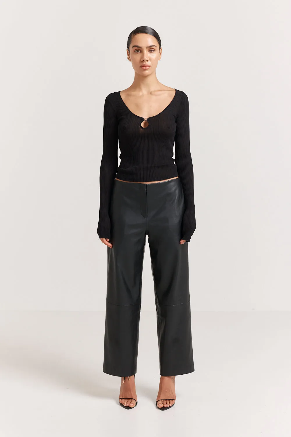 Elenor Pant sold by Henne