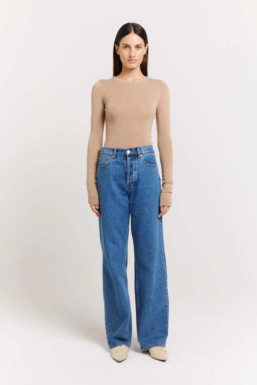 Carr Top sold by Henne