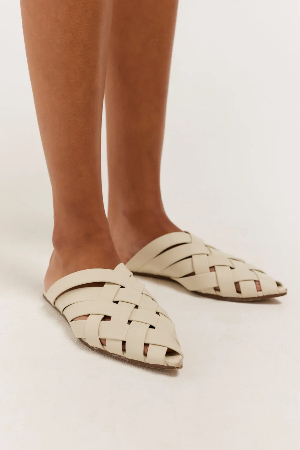 Clover flat sold by Henne product image thumbnail 2