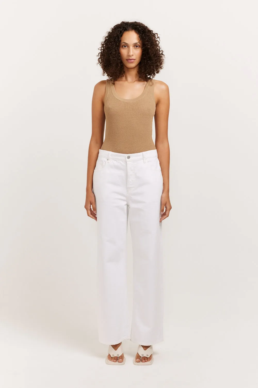 Delton Tank sold by Henne