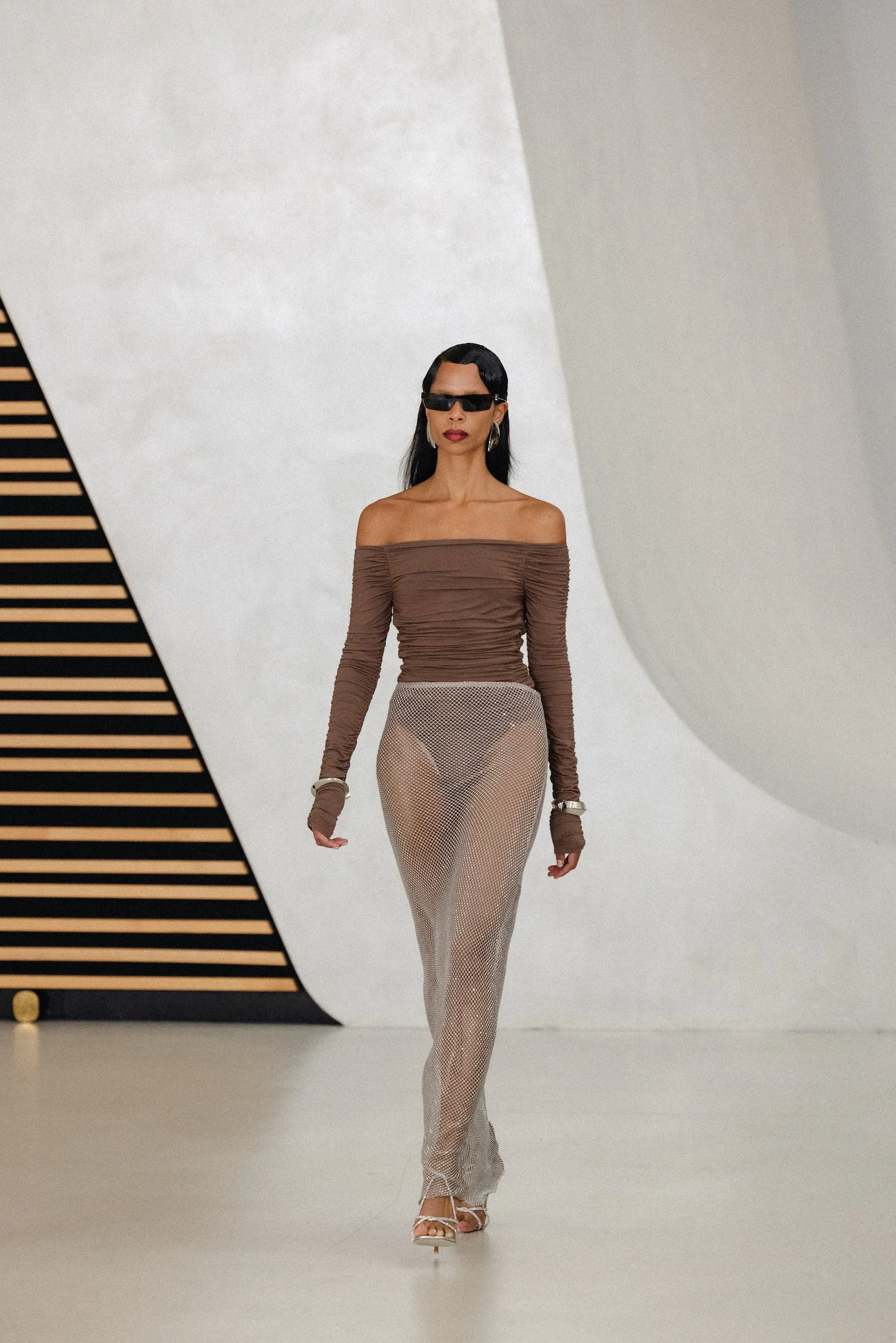 Alonzo Skirt sold by Henne product image thumbnail 3