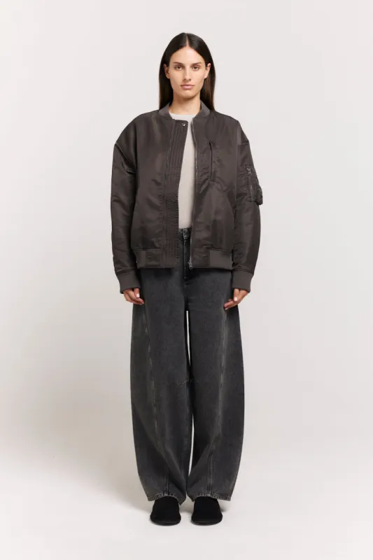 Irina Bomber sold by Henne