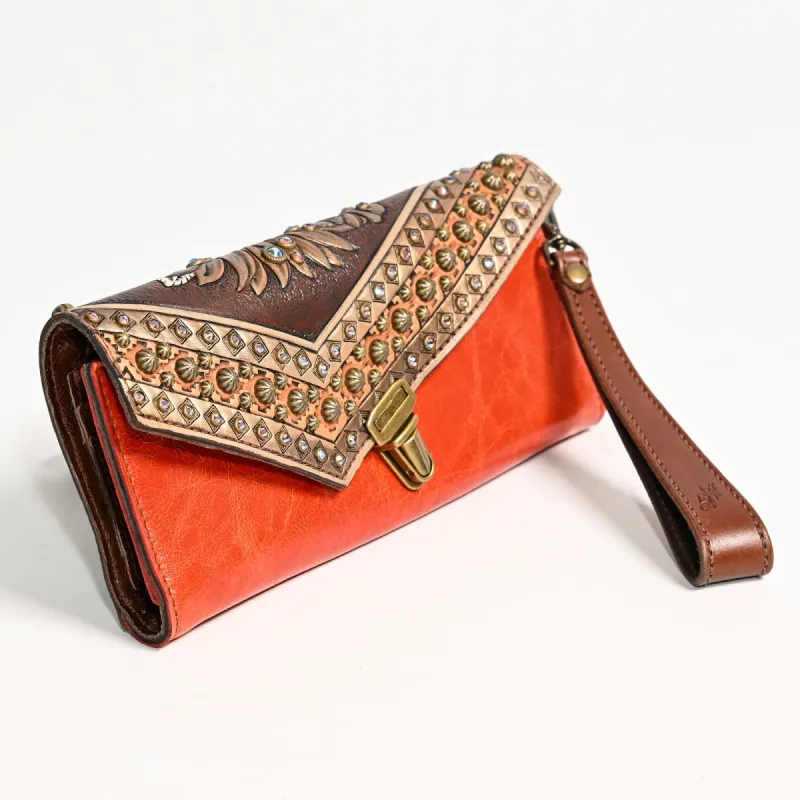 Nola Clutch #584 sold by Heritage