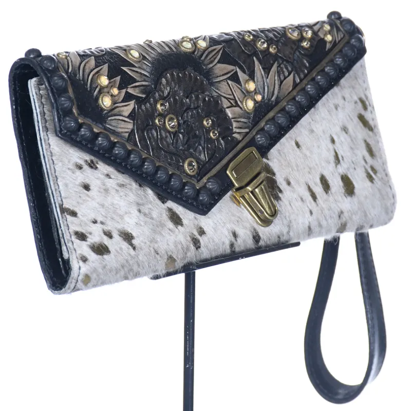 Nola Clutch #19 sold by Heritage