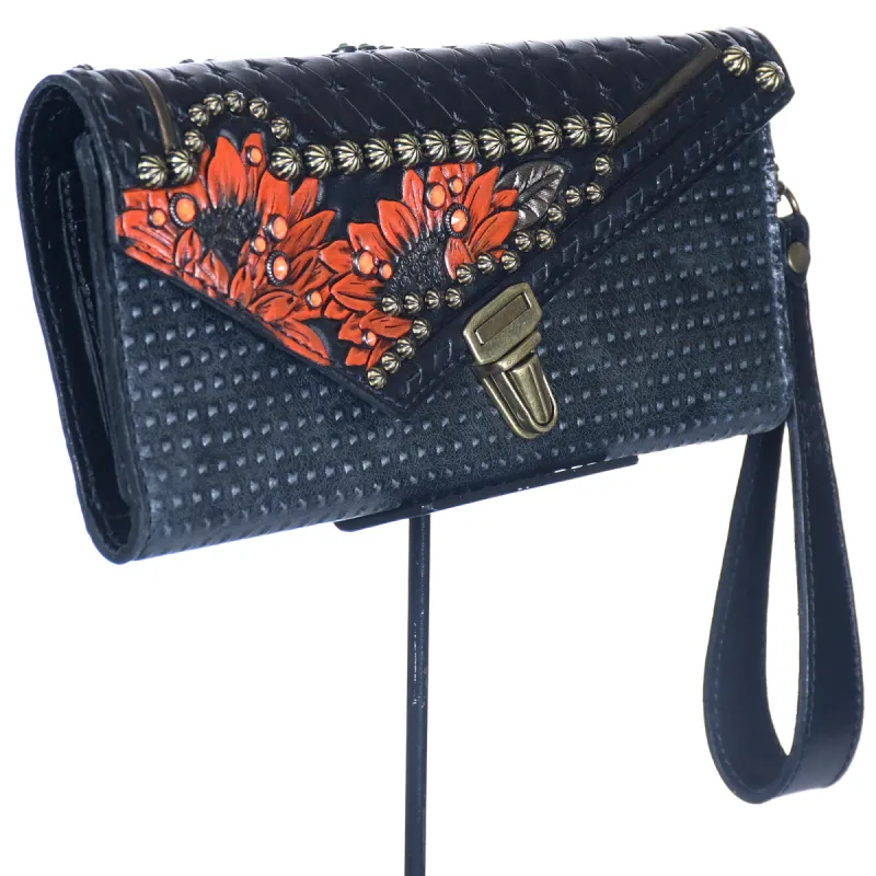 Nola Clutch #74 sold by Heritage