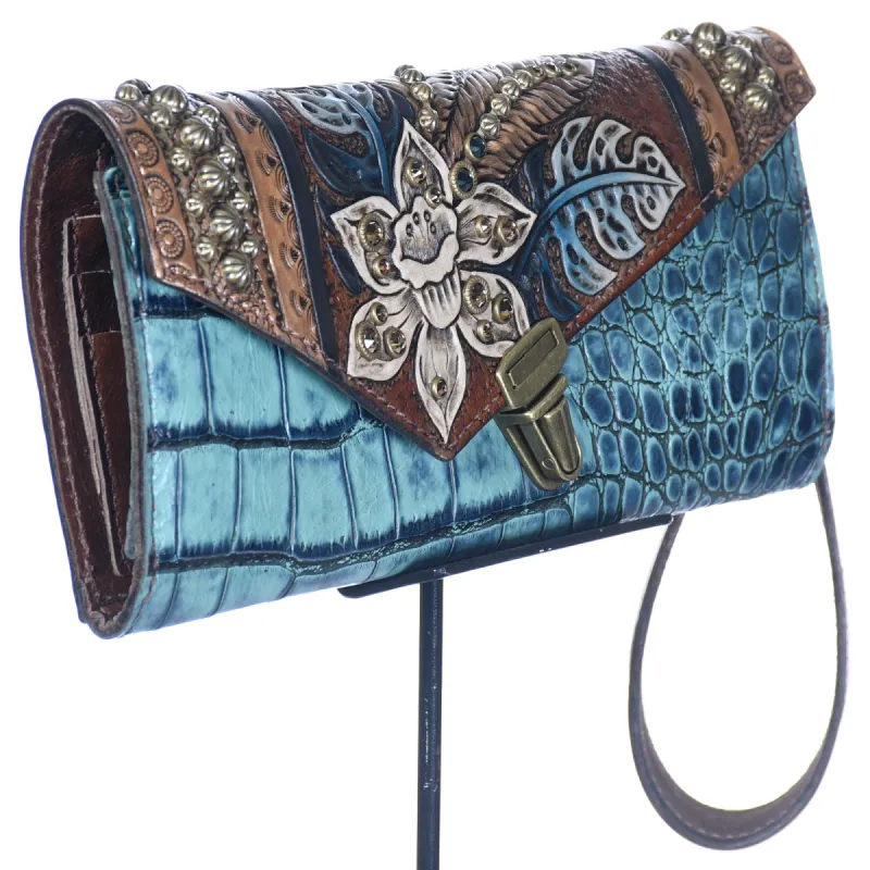 Nola Clutch #108 sold by Heritage