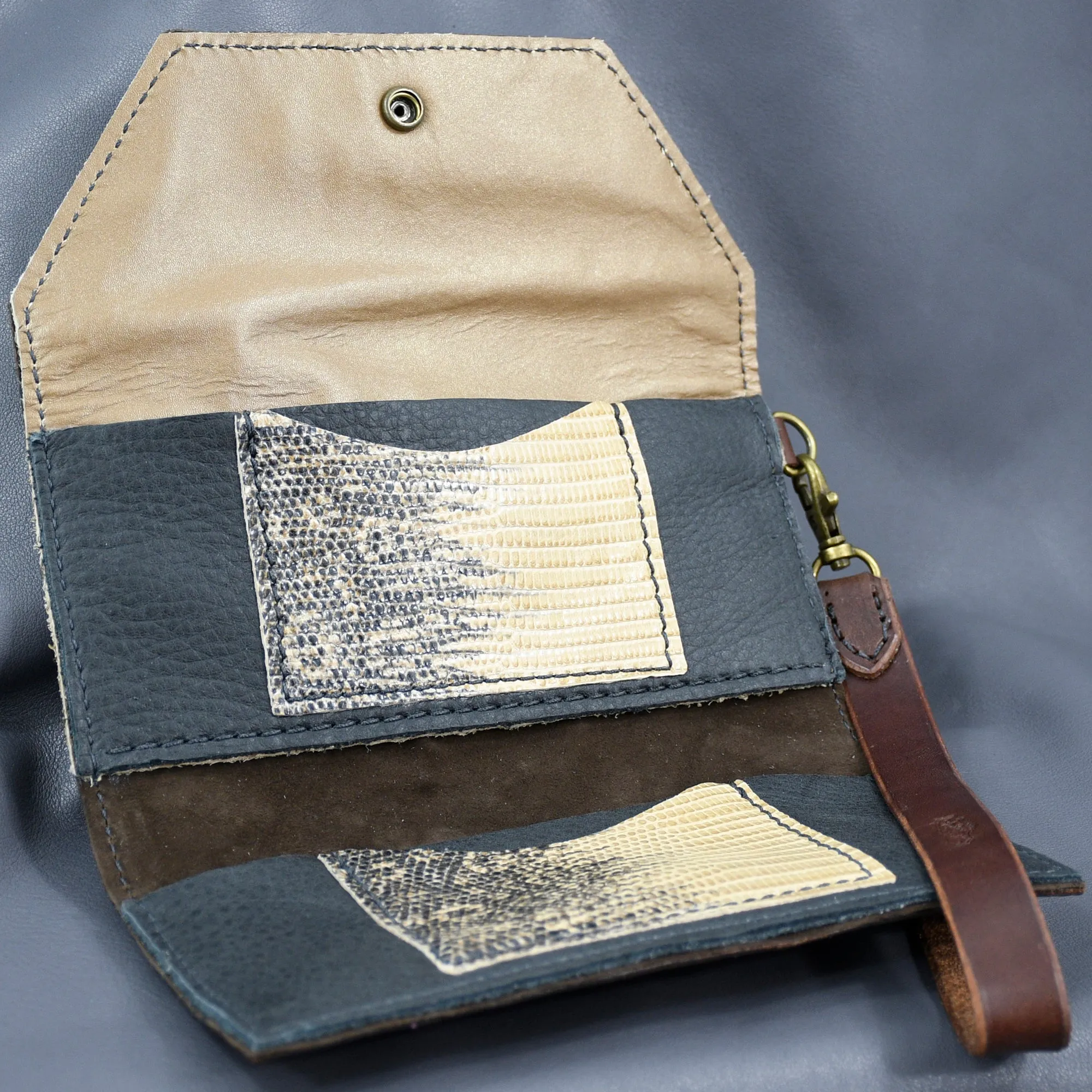 Mini sold by Heritage product image thumbnail 3