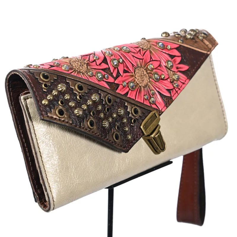 Nola Clutch #777 sold by Heritage