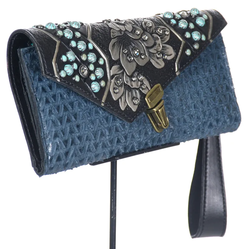 Nola Clutch #75 sold by Heritage