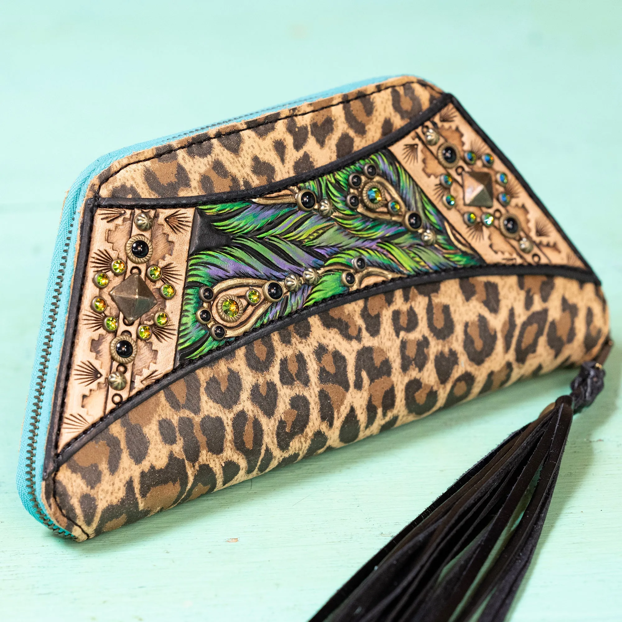 Appicci Clutch #148 sold by Heritage