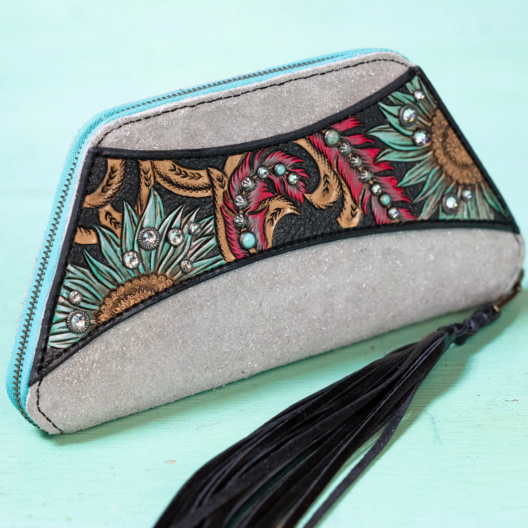 Appicci Clutch #144 sold by Heritage