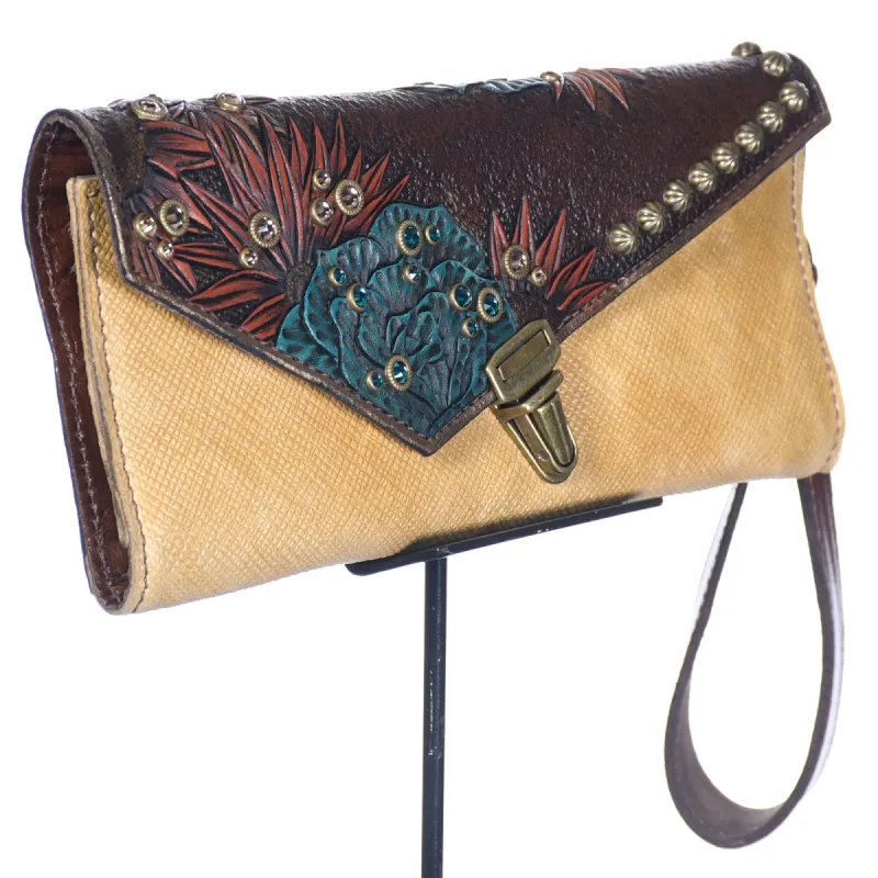 Nola Clutch #46 sold by Heritage