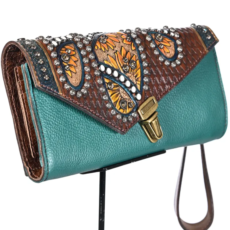 Nola Clutch #433 sold by Heritage