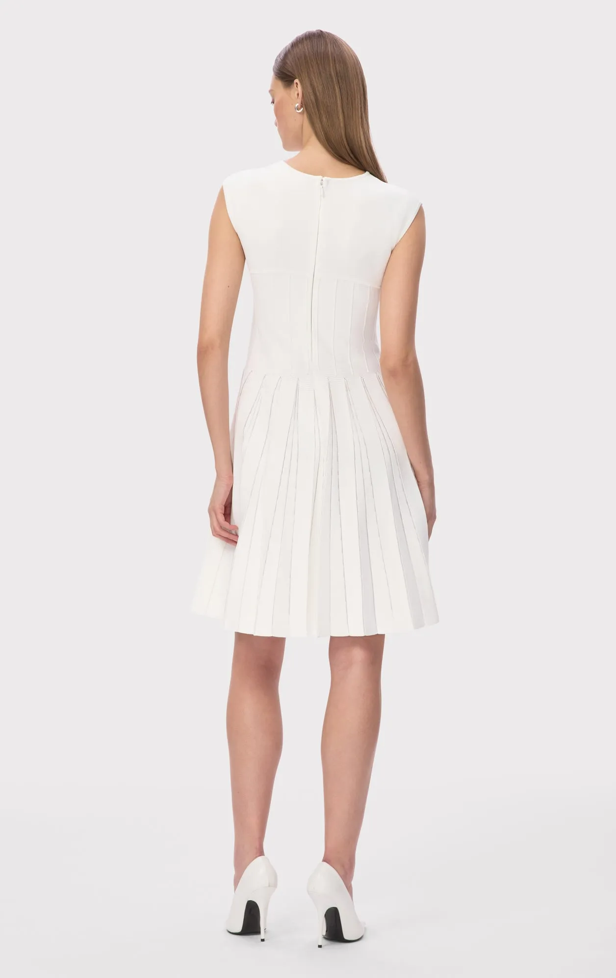 THE ANNABEL DRESS sold by Herve Leger product image thumbnail 5