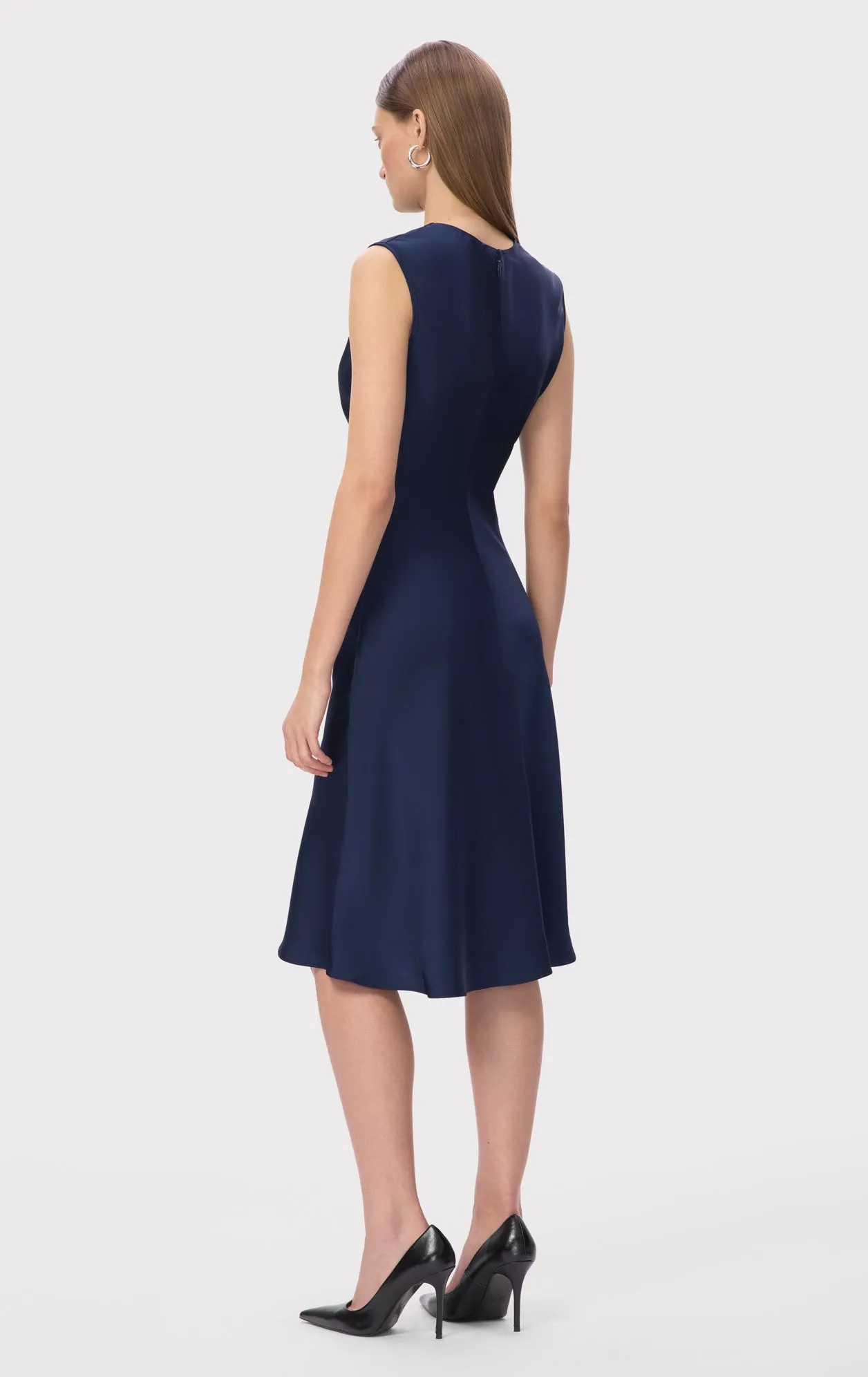 THE MILLIE DRESS sold by Herve Leger product image thumbnail 4