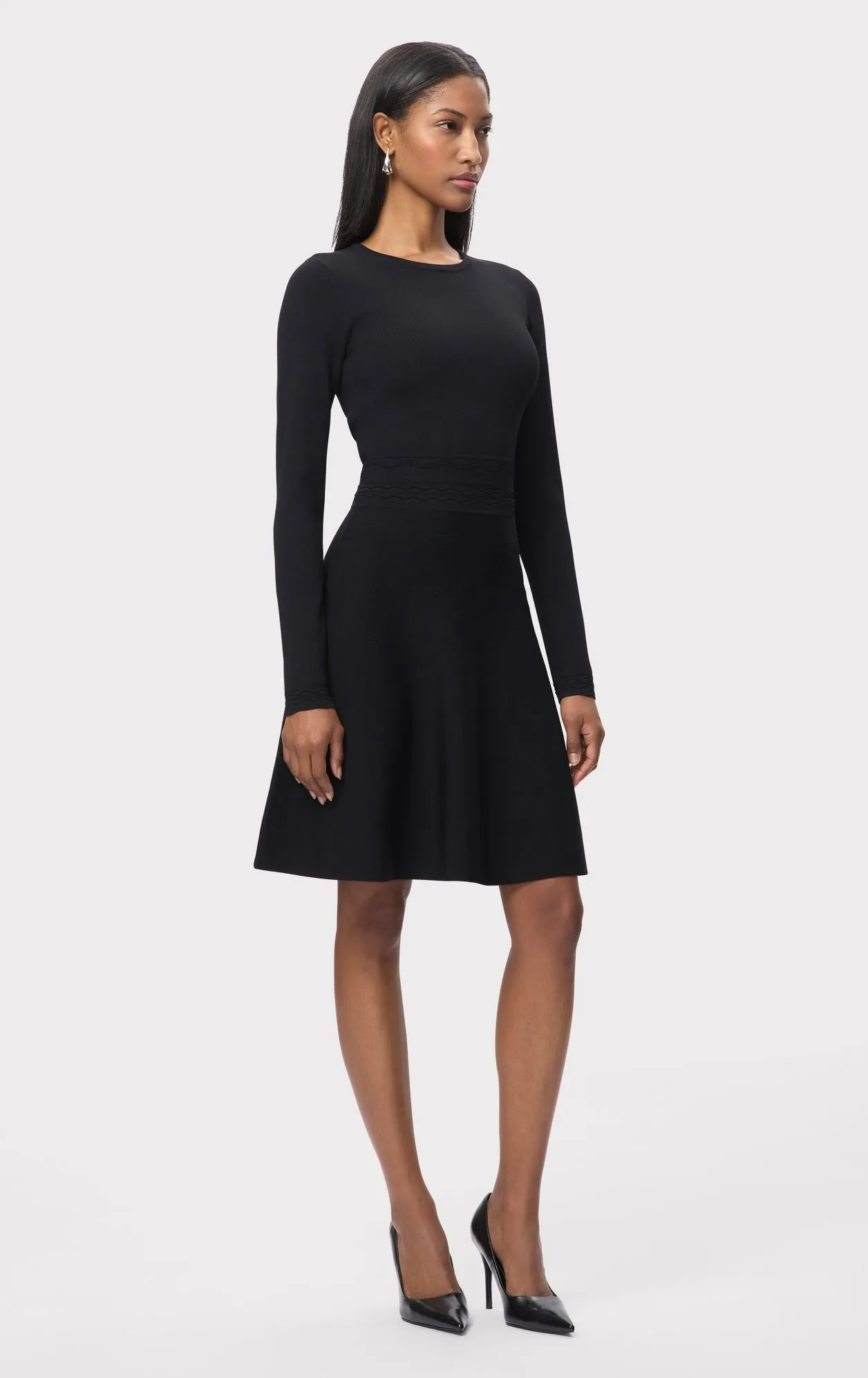 THE DELANEY DRESS sold by Herve Leger product image thumbnail 5