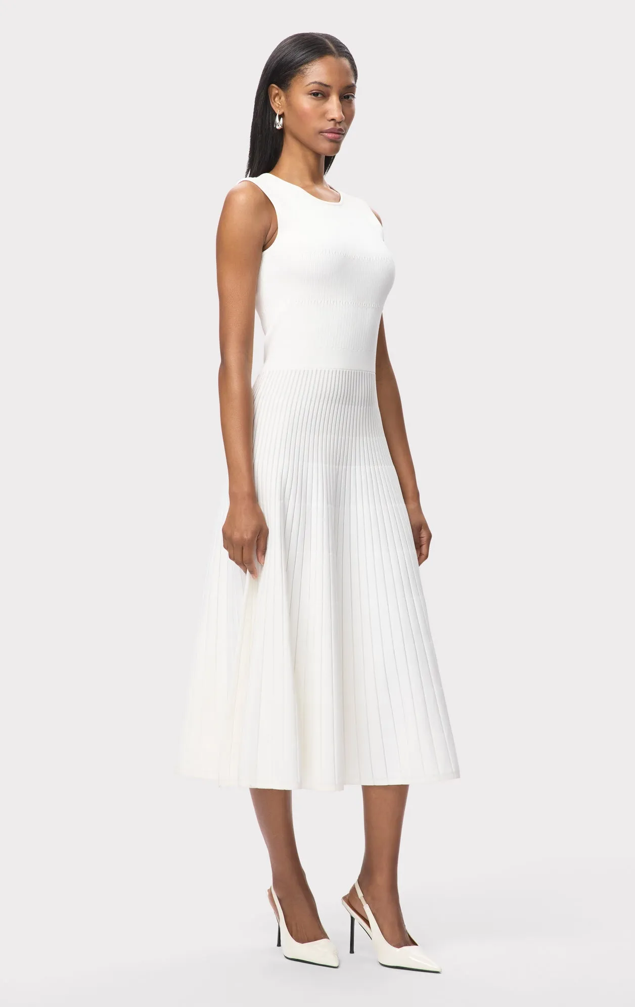 THE CASSIA DRESS sold by Herve Leger product image thumbnail 3