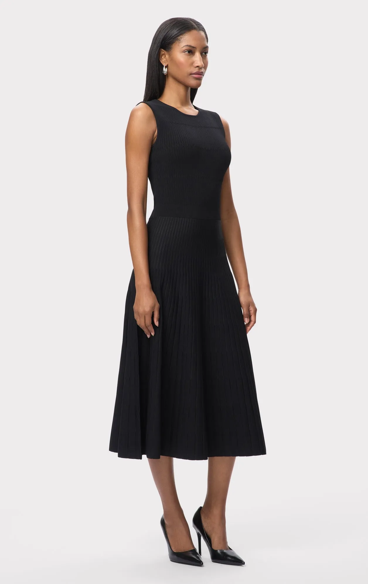 THE CASSIA DRESS sold by Herve Leger product image thumbnail 3