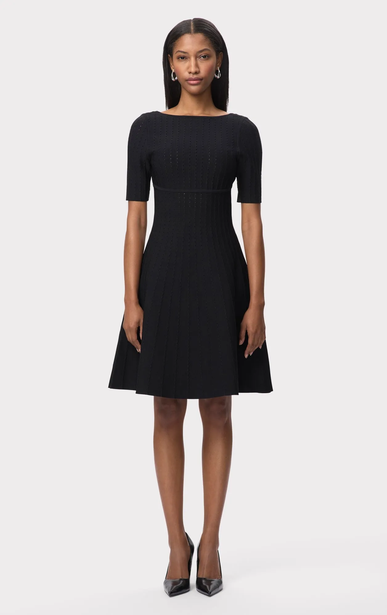 THE DONNA DRESS sold by Herve Leger product image thumbnail 5