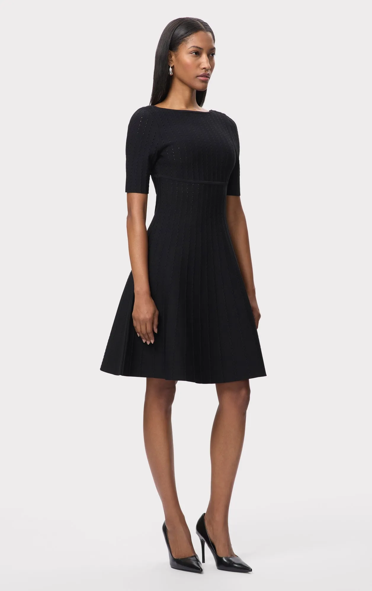 THE DONNA DRESS sold by Herve Leger product image thumbnail 4