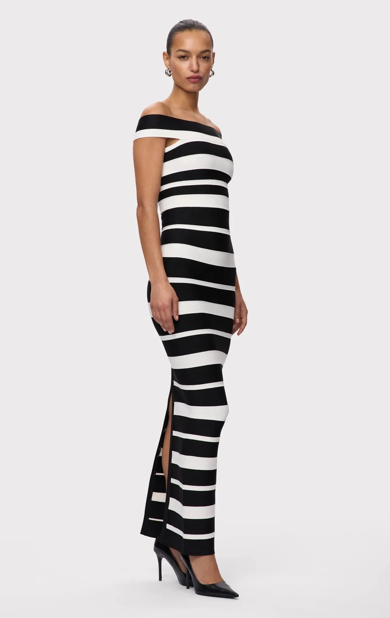 THE KIVA GOWN sold by Herve Leger product image thumbnail 5